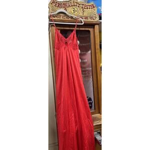 Vintage Vanity Fair Sz 32 Red Keyhole Lace Detail Strap Maxi Slip Dress Sexy USA